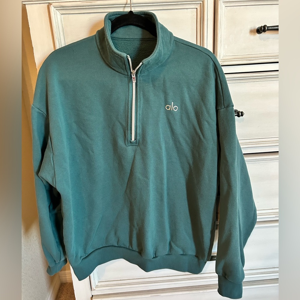 Alo accolade quarter zip pullover
Winter Ivy Alo